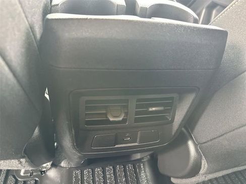 Certified 2024 Chevrolet Colorado LT w/ LT Convenience Package II AWD/4WD image 21