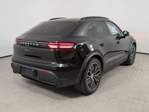New 2026 Porsche Macan Electric RWD image 9