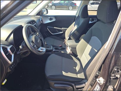 Used 2023 Kia Soul LX w/ Option Group 015 image 13