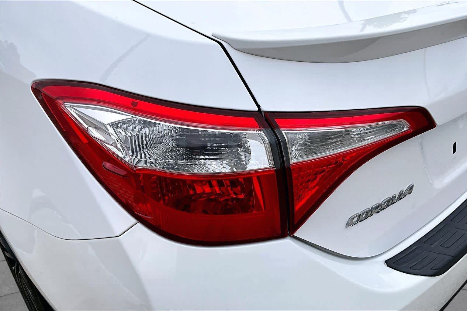 Used 2016 Toyota Corolla S w/ Driver Convenience Package FWD image 28