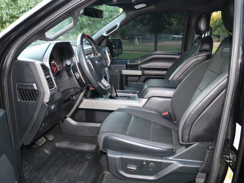 Used 2019 Ford F150 Raptor w/ Equipment Group 801A Mid image 14