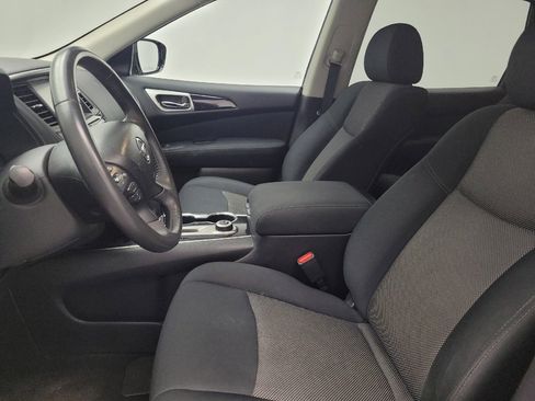 Used 2017 Nissan Pathfinder SV w/ SV Cold Weather Package AWD/4WD image 17