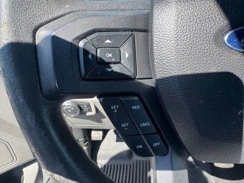 Used 2015 Ford F150 XLT AWD/4WD image 20