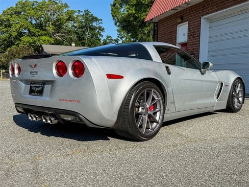 Used 2009 Chevrolet Corvette Z06 RWD image 30