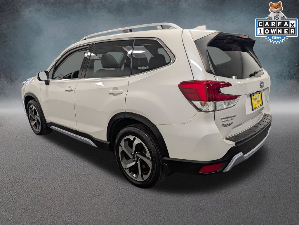 Used 2022 Subaru Forester Touring AWD/4WD image 6