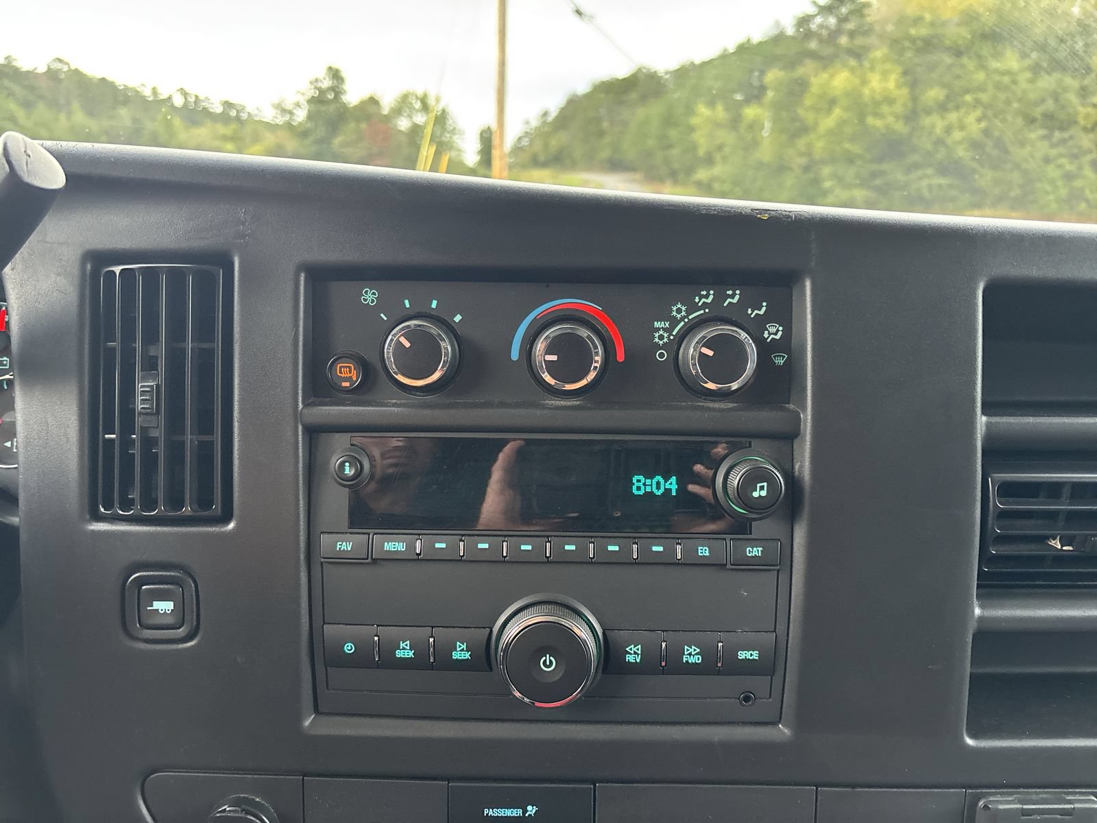 Used 2025 GMC Savana 2500 w/ Driver Convenience Package RWD image 16