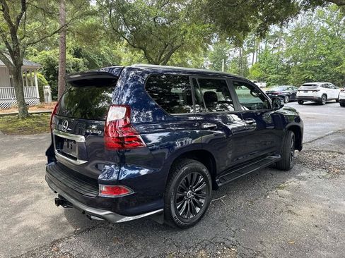 Used 2022 Lexus GX 460 Premium w/ Accessory Package AWD/4WD image 4
