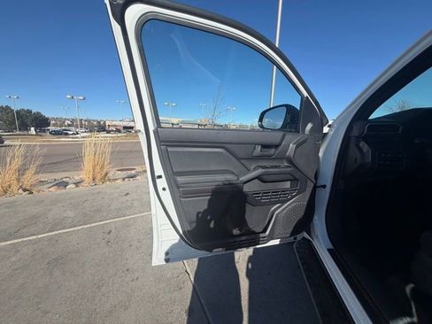 Used 2025 Toyota 4Runner SR5 image 10