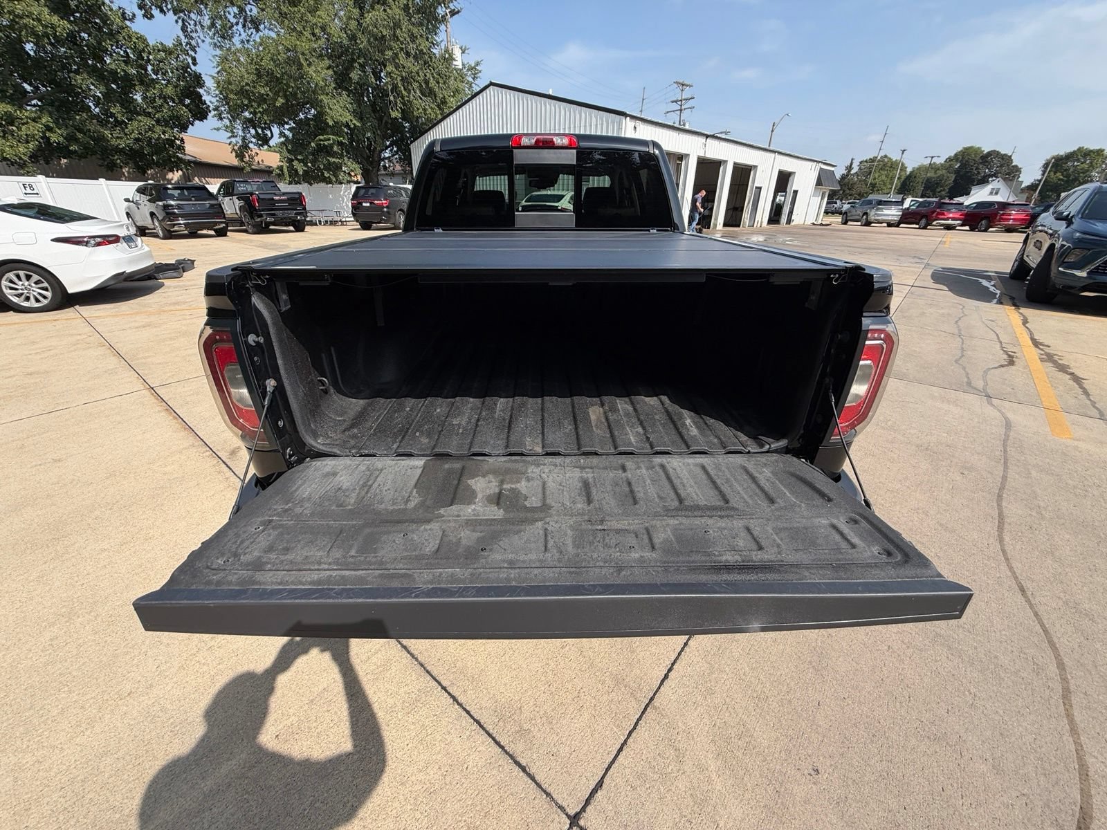 Used 2017 GMC Sierra 1500 SLT AWD/4WD image 33