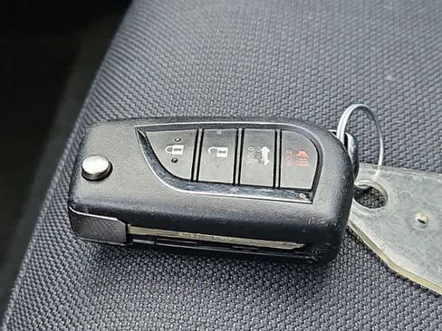 Used 2023 Toyota Corolla LE FWD image 28