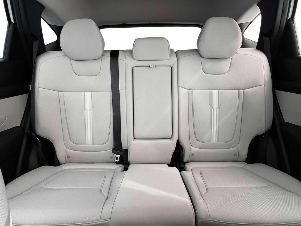 New 2026 Hyundai Tucson SEL Plus AWD/4WD image 16