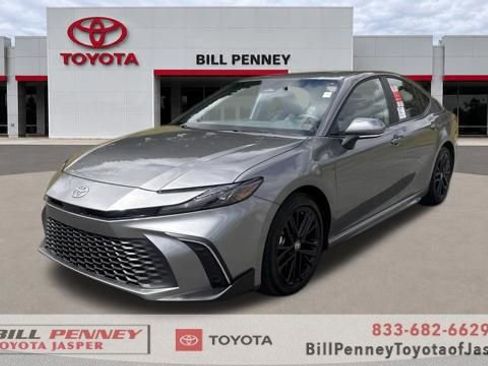 New 2026 Toyota Camry SE FWD image 1