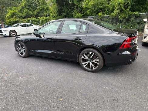 Used 2025 Volvo S60 B5 Plus FWD image 49