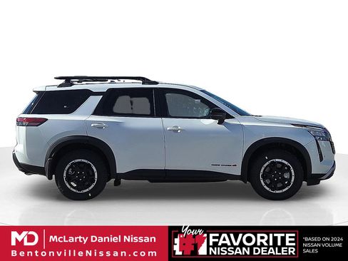 New 2026 Nissan Pathfinder Rock Creek image 6