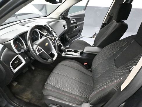 Used 2017 Chevrolet Equinox LT w/ Convenience Package FWD image 21
