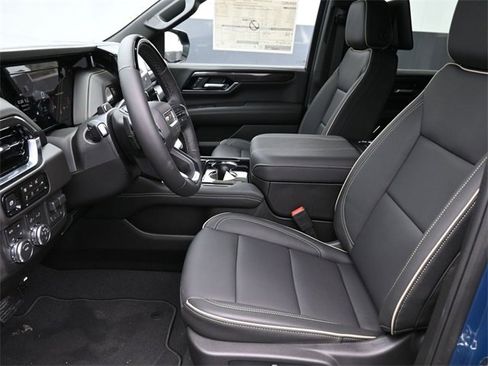 New 2026 GMC Yukon XL Elevation image 10