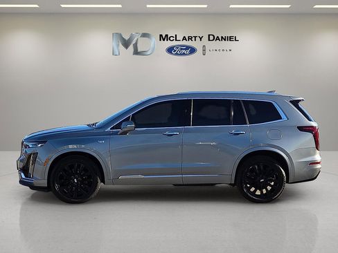 Used 2024 Cadillac XT6 Luxury image 3