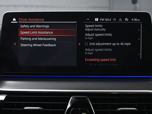 Used 2023 BMW M550i xDrive w/ Dynamic Handling Package AWD/4WD image 40