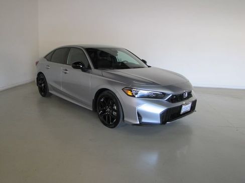 Certified 2025 Honda Civic Sport image 3