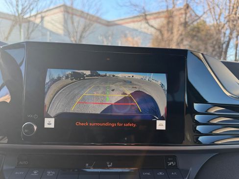 Used 2025 Toyota Camry LE image 17