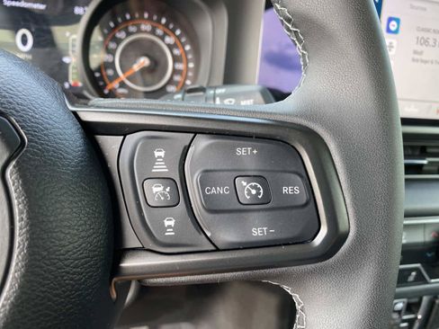 Certified 2026 Jeep Wrangler Unlimited Rubicon AWD/4WD image 20
