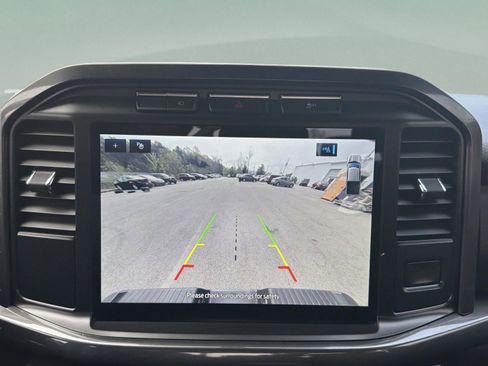 Used 2022 Ford F150 XLT w/ Equipment Group 302A High image 17