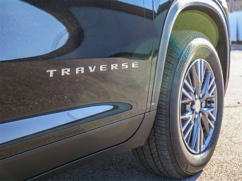 Used 2026 Chevrolet Traverse LT w/ Enhanced Driving Package image 11