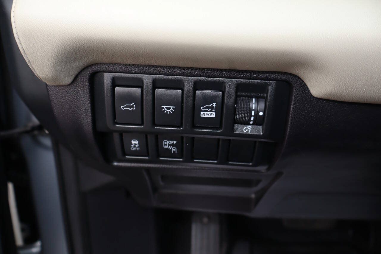 Used 2021 Subaru Ascent Touring AWD/4WD image 19