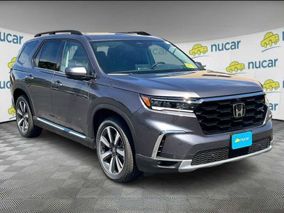 New 2025 Honda Pilot Elite