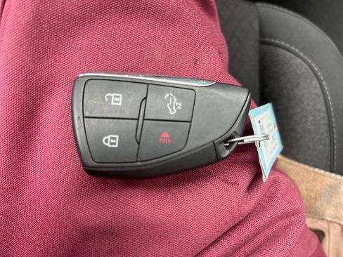 Used 2024 Chevrolet Silverado 2500 LT image 29