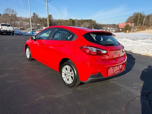 Used 2019 Chevrolet Cruze LS w/ LS Convenience Package image 5