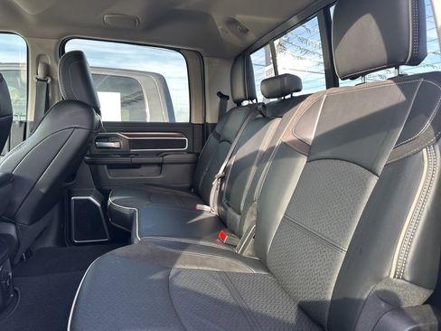 Used 2024 RAM 2500 Laramie image 12