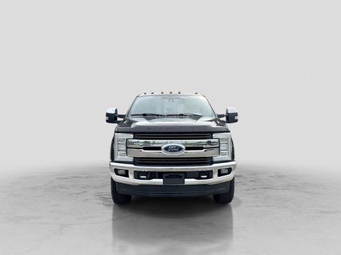 Used 2018 Ford F250 King Ranch w/ King Ranch Ultimate Package AWD/4WD image 9