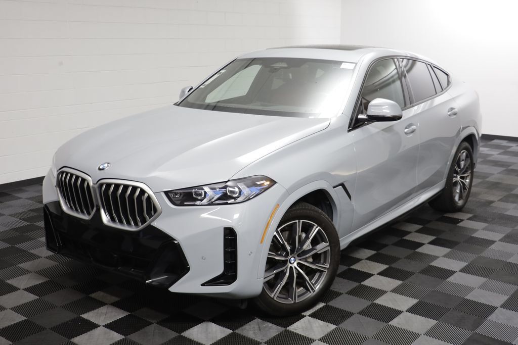 Used 2026 BMW X6 xDrive40i AWD/4WD image 2