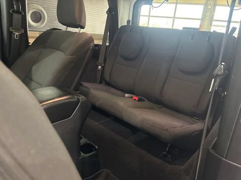 Used 2022 Jeep Wrangler Sport AWD/4WD image 28