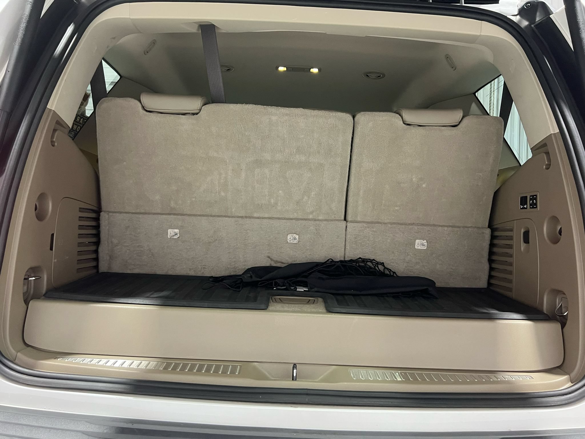 Used 2019 Chevrolet Tahoe Premier w/ Max Trailering Package RWD image 5