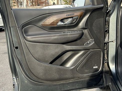 Used 2020 GMC Terrain Denali w/ Denali Premium Package image 18
