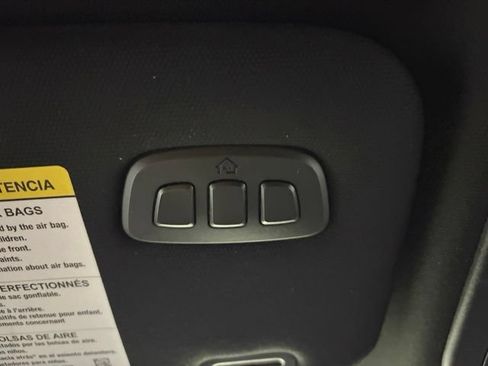 Used 2022 Ford Explorer ST w/ Equipment Group 401A AWD/4WD image 33