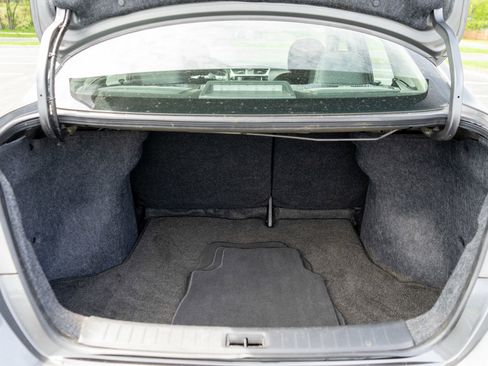 Used 2019 Nissan Sentra SV w/ All Weather Package FWD image 9