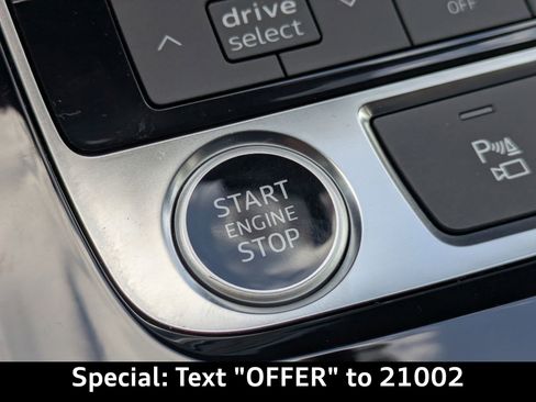 Certified 2025 Audi Q7 2.0T Premium w/ Convenience Plus Package image 37