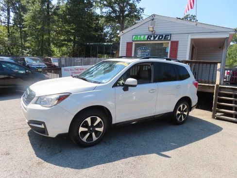 Used 2017 Subaru Forester 2.5i Limited AWD/4WD image 1