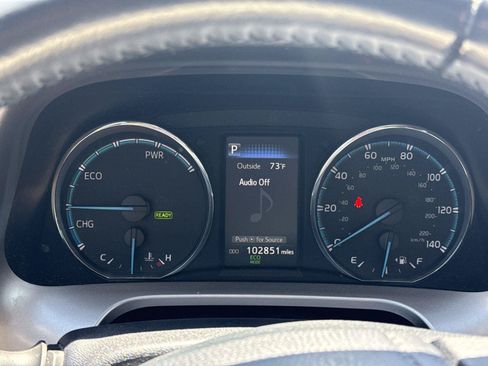Used 2018 Toyota RAV4 XLE AWD/4WD image 29
