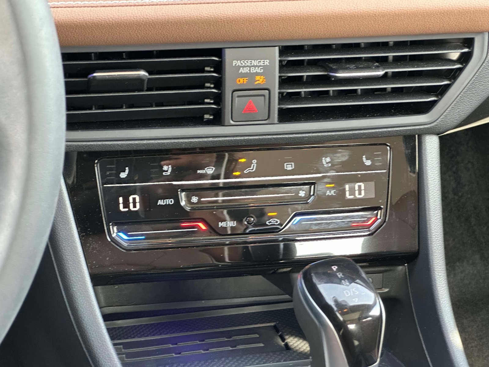Certified 2026 Volkswagen Jetta SEL FWD image 19