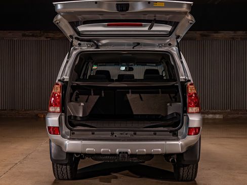 Used 2005 Toyota 4Runner Sport RWD image 8