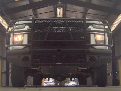 Used 2021 Chevrolet Silverado 3500 LT image 5