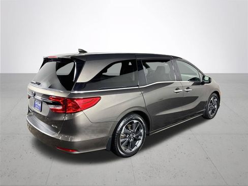 Used 2023 Honda Odyssey Elite image 6