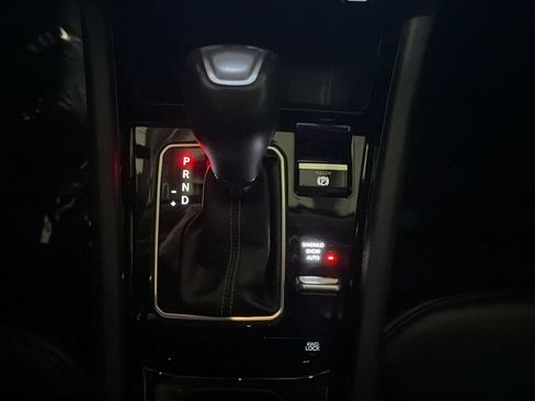 Used 2022 Jeep Compass Limited w/ Elite Group image 24