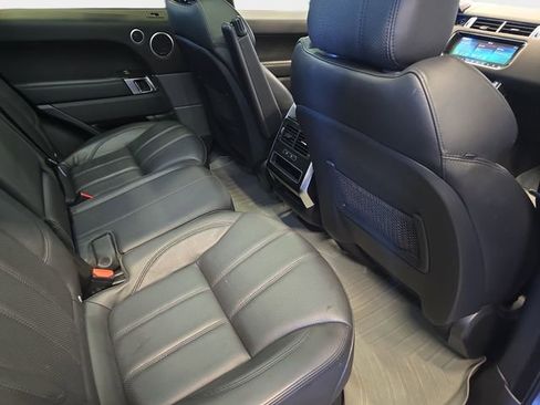Used 2017 Land Rover Range Rover Sport HSE image 13