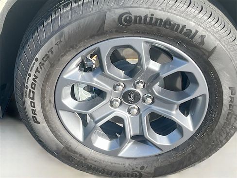 Used 2025 Ford Maverick XLT w/ Equipment Group 302A image 28