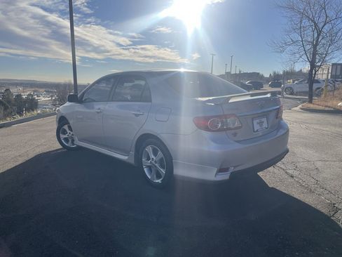 Used 2013 Toyota Corolla S image 5